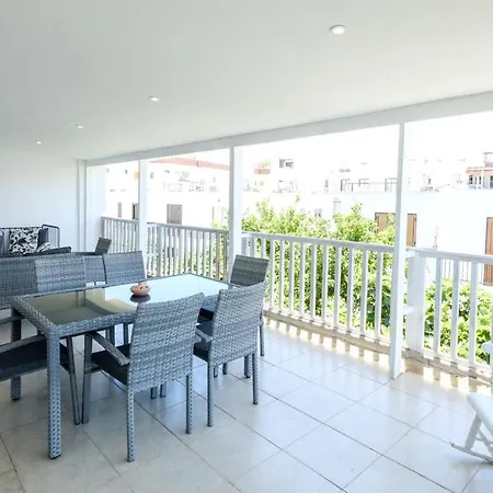 Lovely 2 Bedroom Vacation Kohili - 3 Min Walk Paralimni