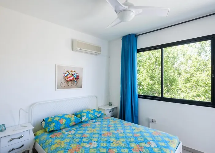 Apartman Lovely 2 Bedroom Vacation Kohili - 3 Min Walk Paralímni