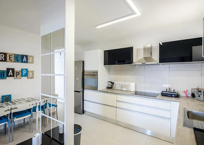 Lovely 2 Bedroom Vacation Kohili - 3 Min Walk *