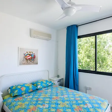 Apartment Lovely 2 Bedroom Vacation Kohili - 3 Min Walk Paralimni