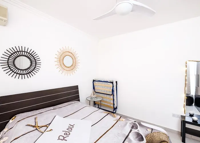 Lovely 2 Bedroom Vacation Kohili - 3 Min Walk