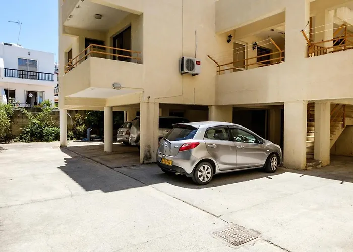 Lovely 2 Bedroom Vacation Kohili - 3 Min Walk * Paralímni